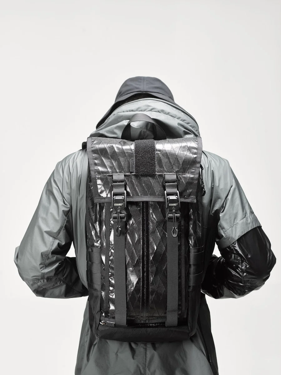 FOXBAT Tsunami Tactical Cyclin - Cycling Commuter Backpack Laptop recension och pris